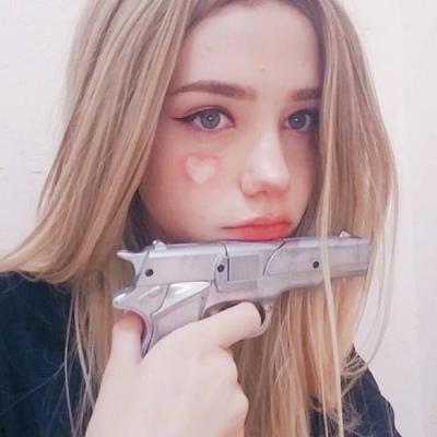 霸气欧美战歌图片女生,激昂旋律中的英勇风采