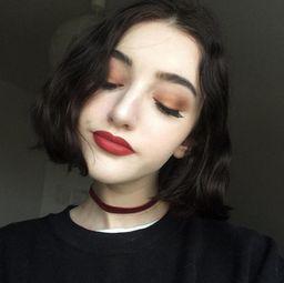 欧美头像清秀图片女,捕捉青春风采的瞬间